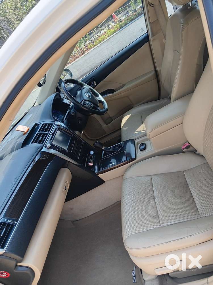 Toyota Camry Hybrid 2017