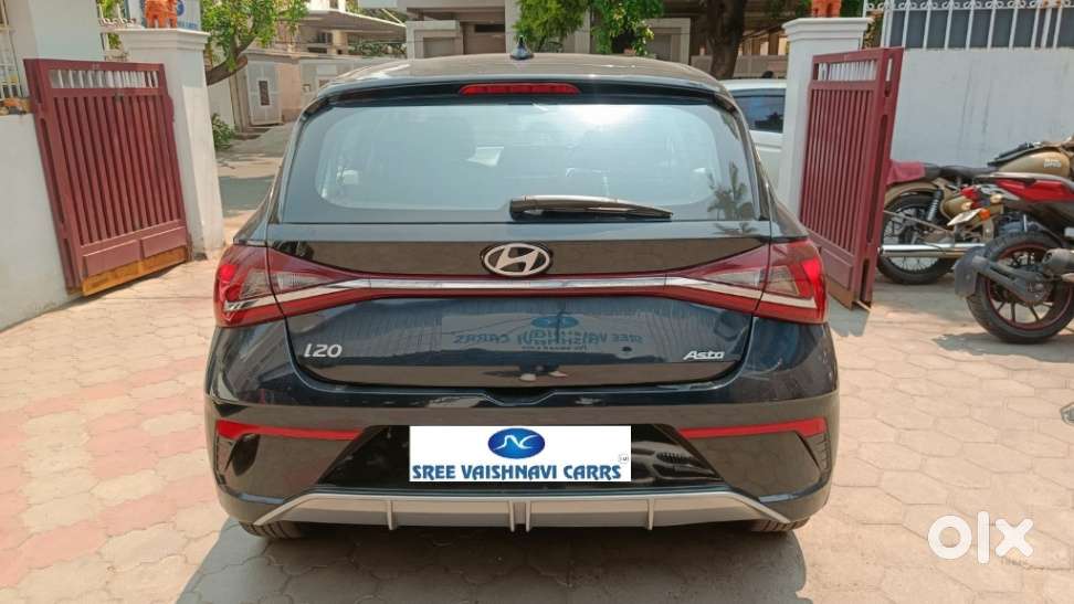 Hyundai I20 Asta (o) 1.2 Ivt, 2024, Petrol