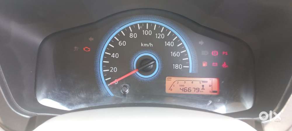 Datsun Redigo T Option, 2016, Petrol