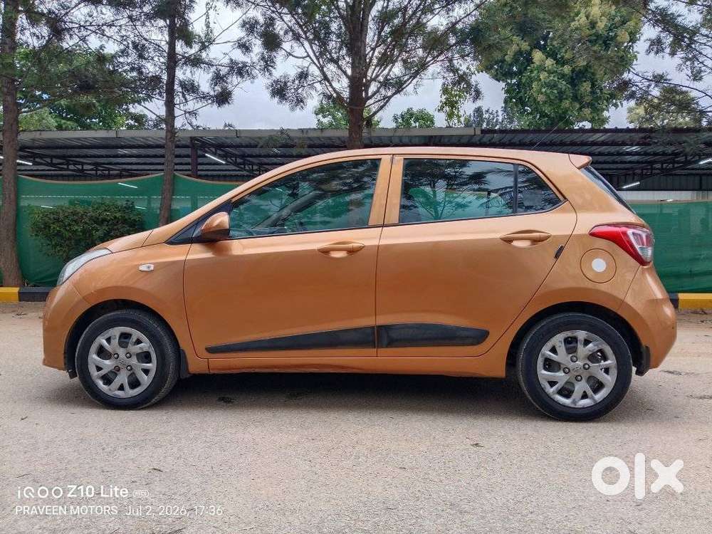 Hyundai Grand I10 Sportz, 2017, Petrol