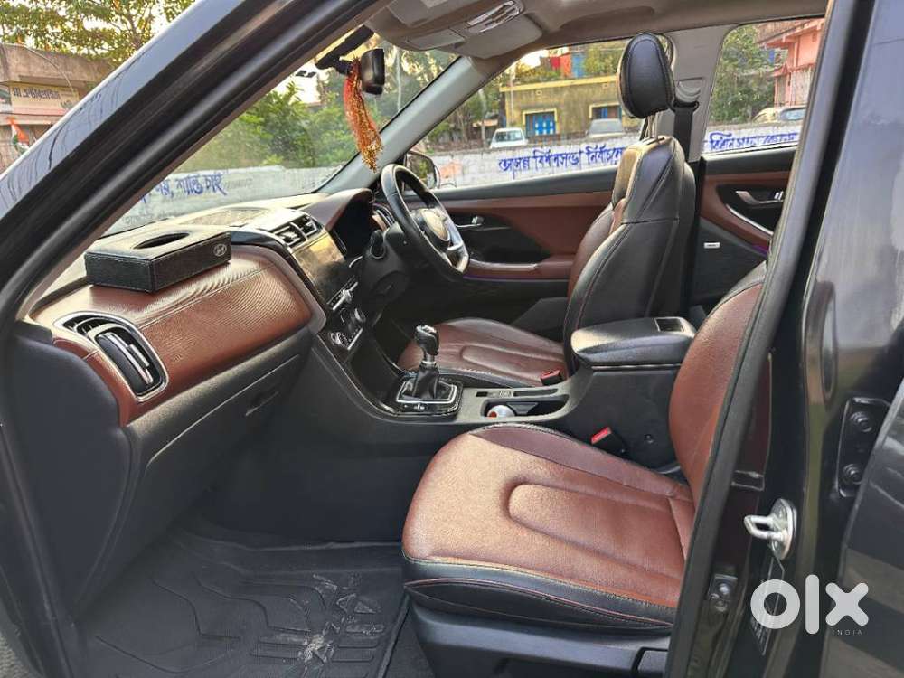 Hyundai Alcazar Signature, 2021, Petrol