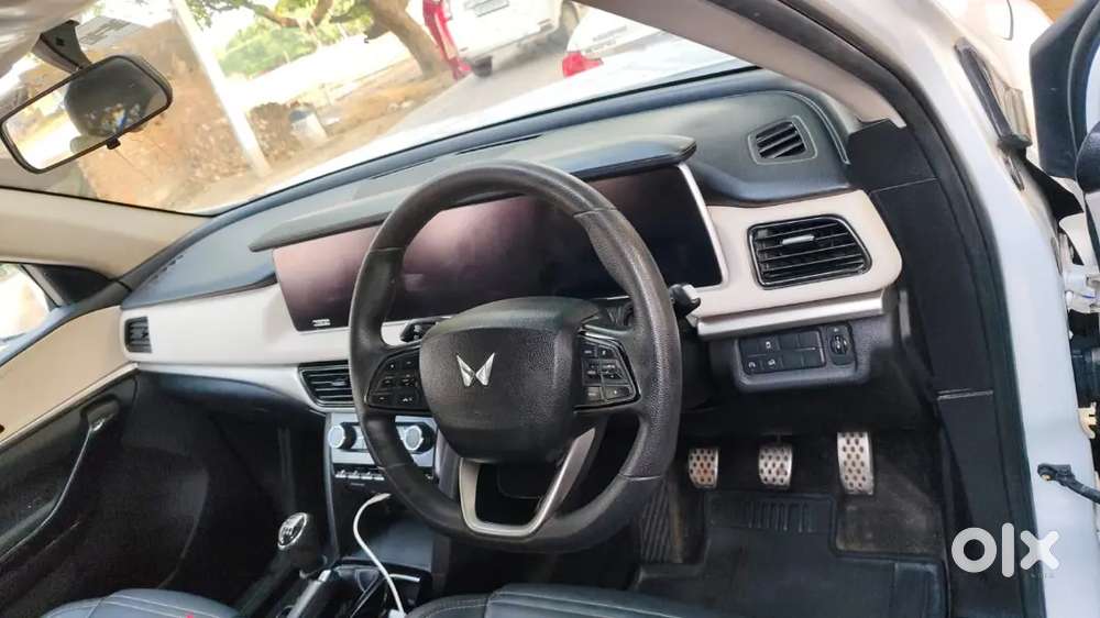 Mahindra Xuv700 Diesel 2024