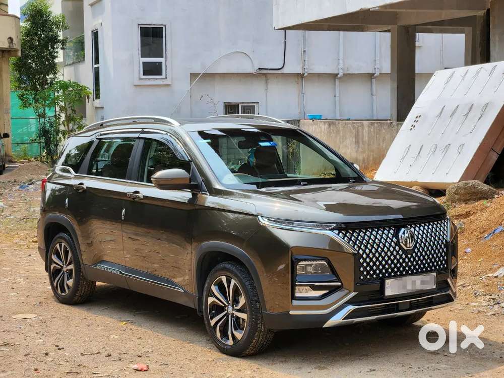 Mg Hector Plus 2023 Petrol Well Maintained
