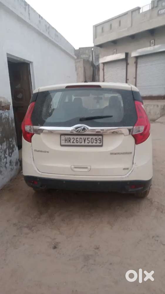 Mahindra Marazzo 2019 Diesel Manual