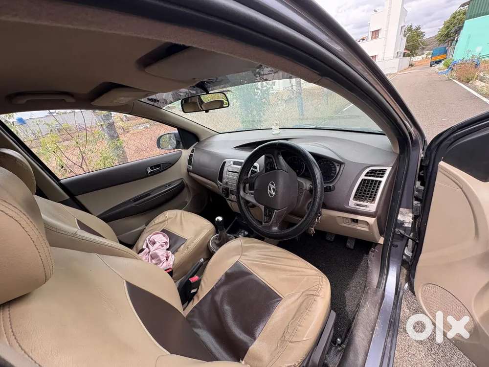 Hyundai I20 2011  Petrol  Well Maintained  Family&budget Car