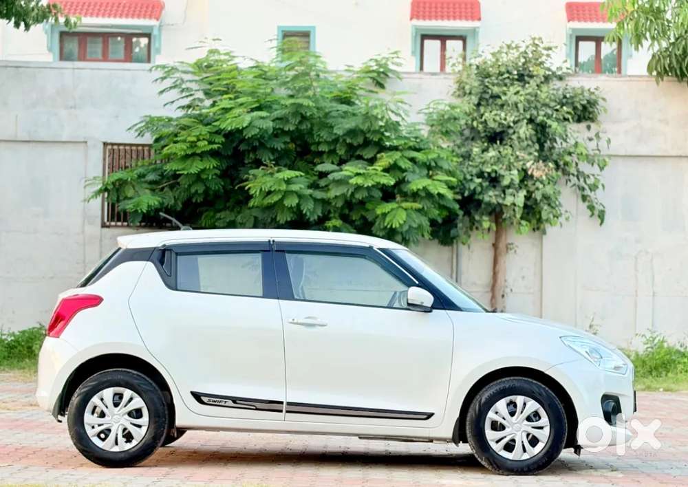 Maruti Suzuki Swift Vxi, 2021, Petrol