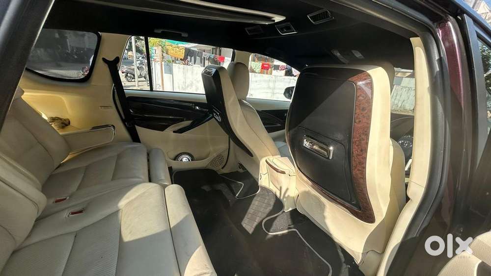 Toyota Innova Crysta 2.4 G Mt, 2018, Diesel