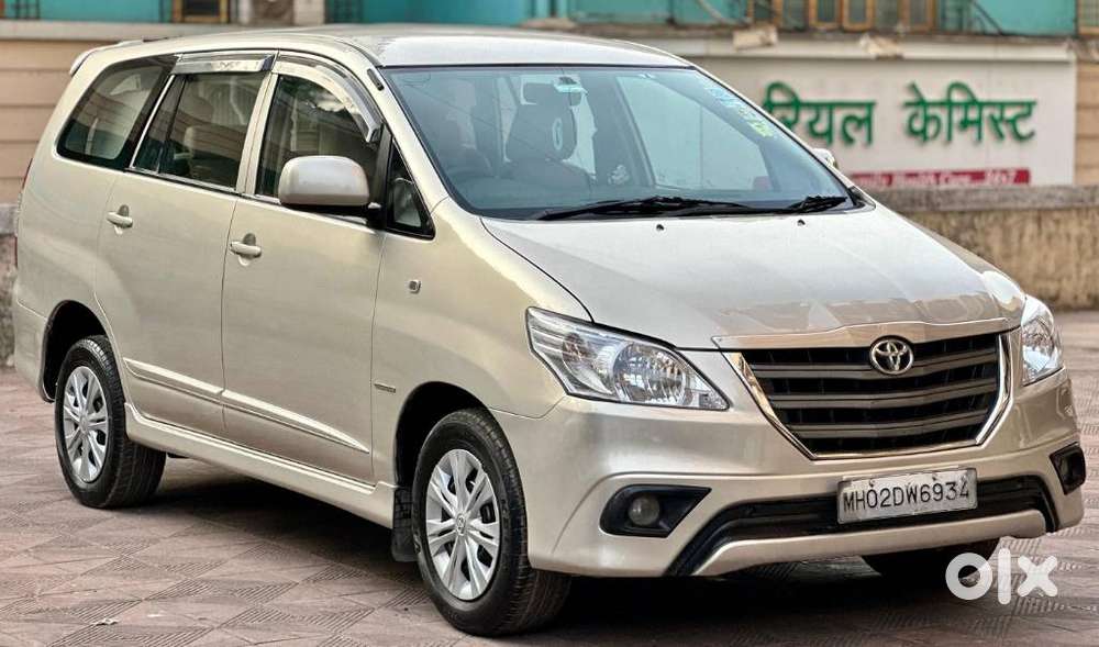 Toyota Innova 2.5 G (diesel) 8 Seater, 2015, Diesel