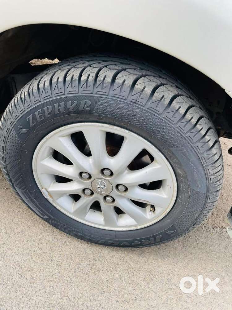 Toyota Diesel 2013 Car