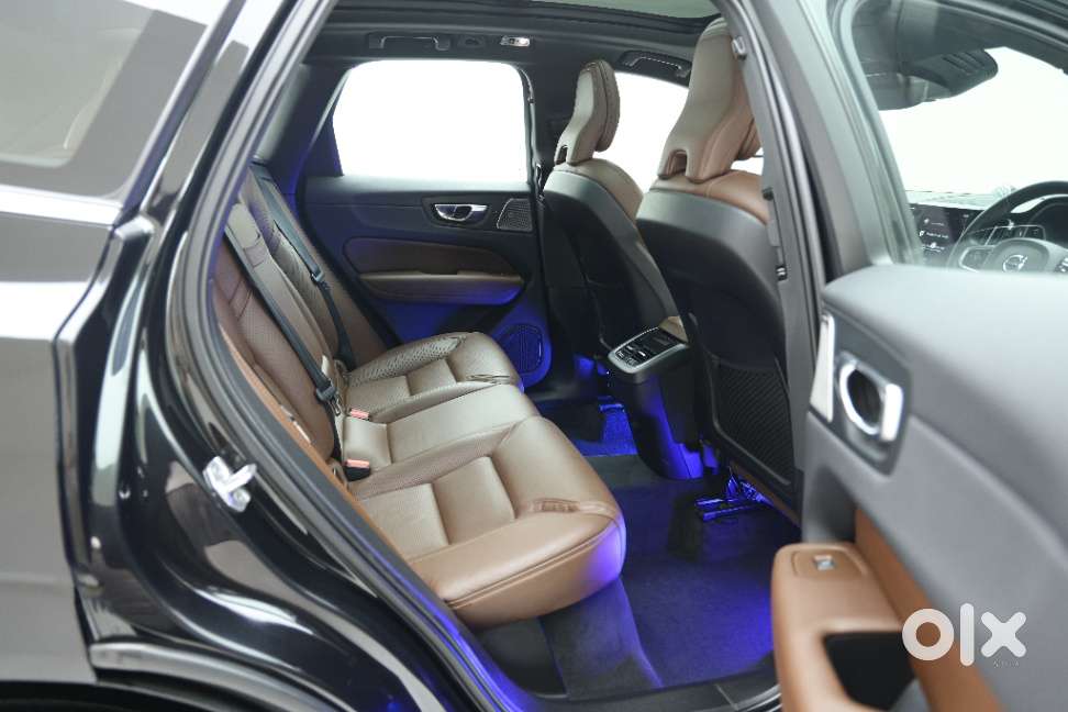 Volvo Xc60 Inscription D5, 2021, Diesel