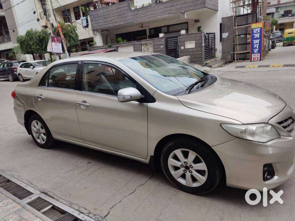 Toyota Corolla Altis 1.8g Limited, 2012, Petrol