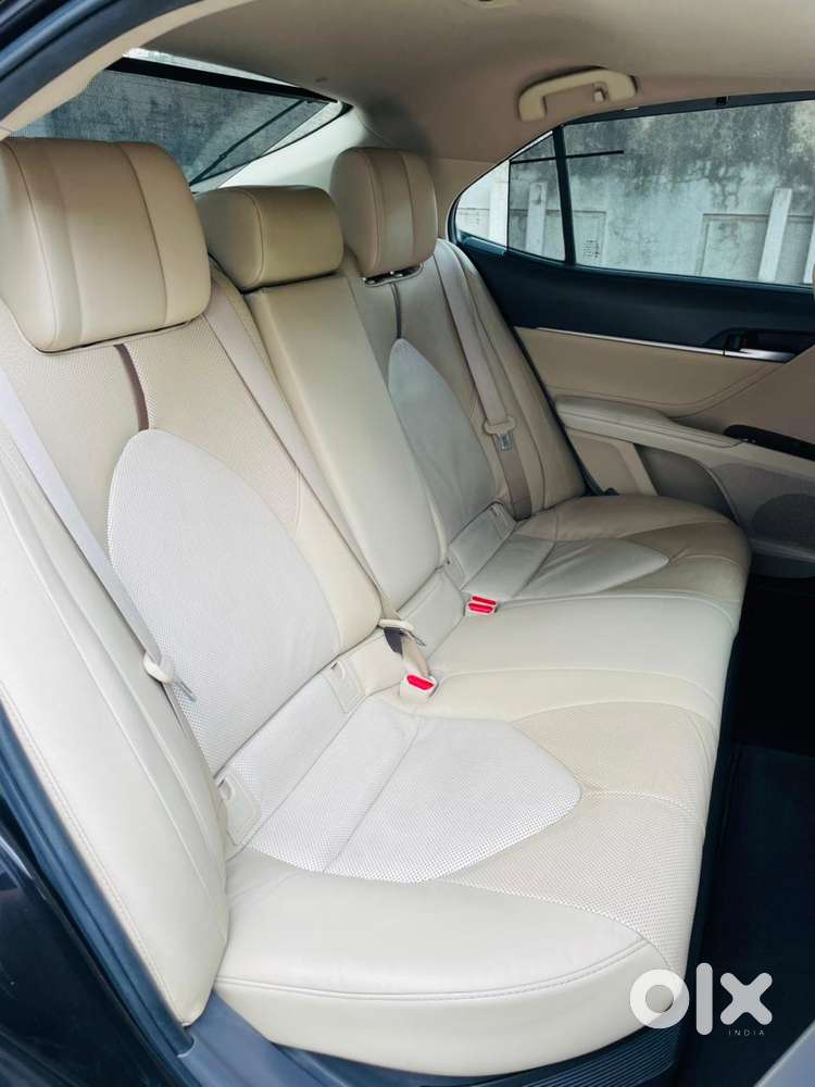 Toyota Camry Hybrid, 2020, Petrol