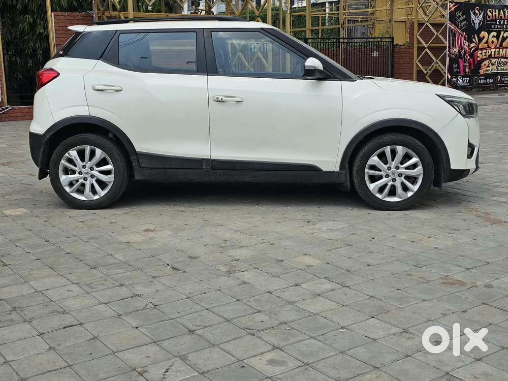 Mahindra Xuv300 W8, 2019, Petrol