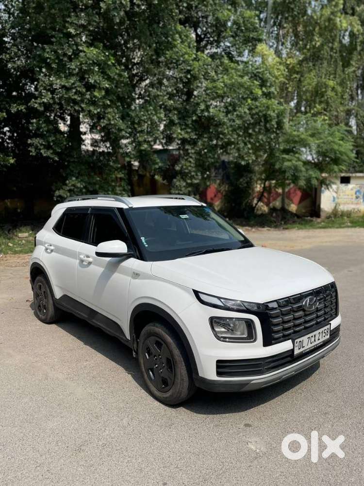 Hyundai Venue S 1.2 Petrol, 2024, Petrol