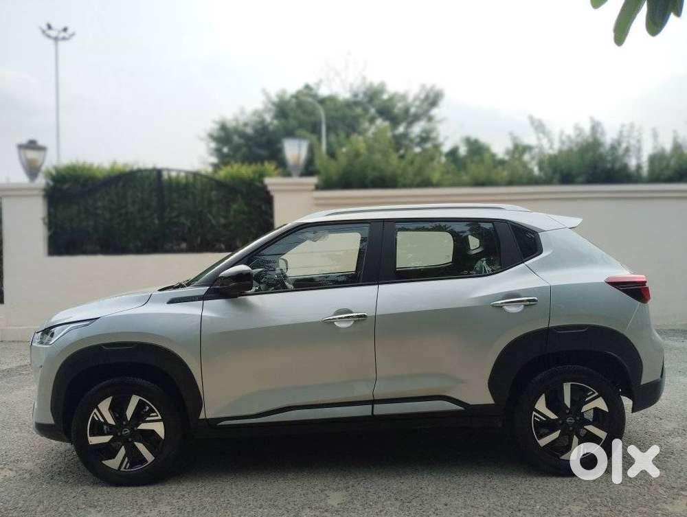Nissan Magnite N-connecta Mt, 2024, Petrol