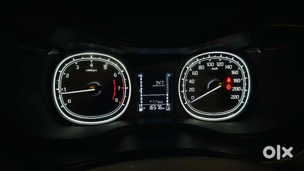 ( Urgent Sale)  Maruti Suzuki Vitara Brezza 2021 November
