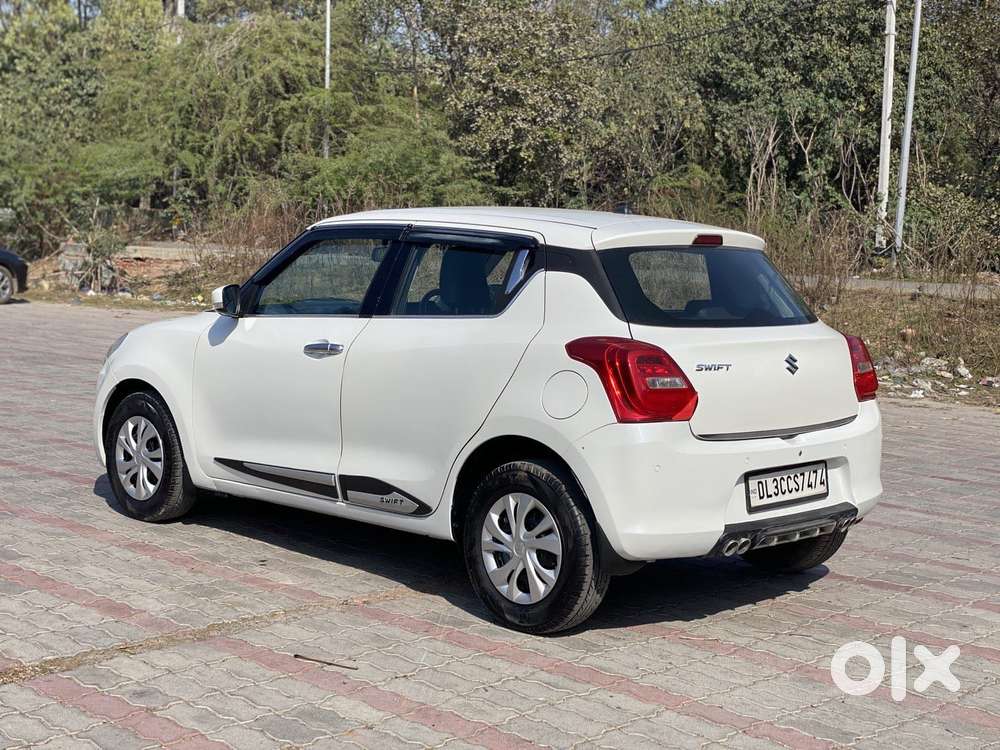 Maruti Suzuki Swift Vxi Optional, 2020, Petrol