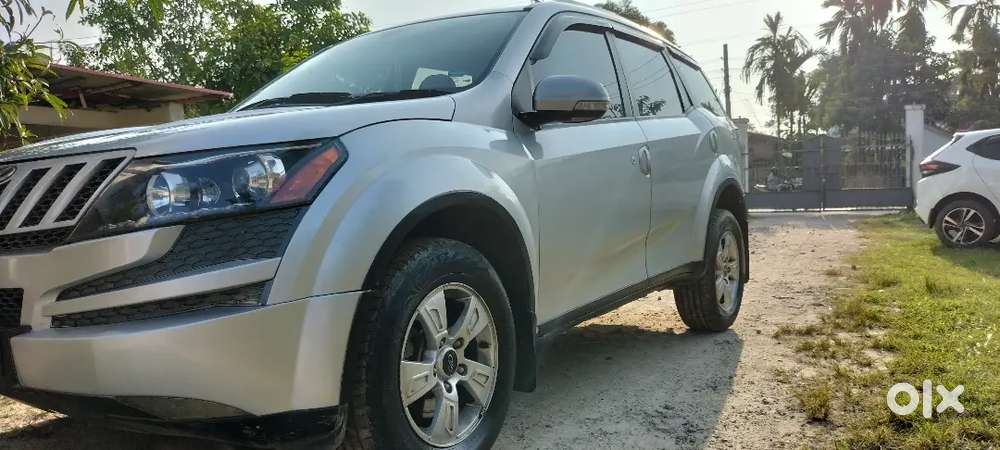 Mahindra Xuv500 2012 Diesel 104496 Km Driven