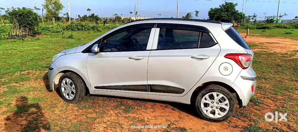 Hyundai Grand I10 Sportz 2016-silent,reliable Engine