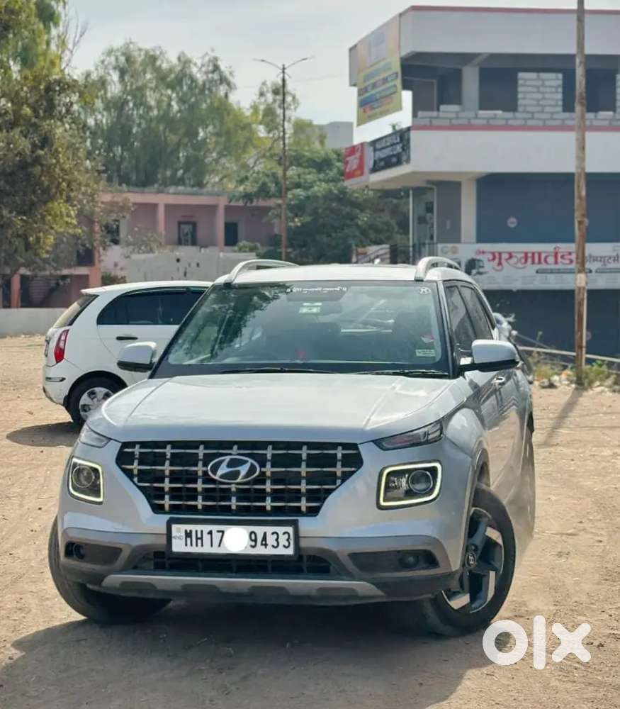 Hyundai Venue 2020 Diesel Well Maintained