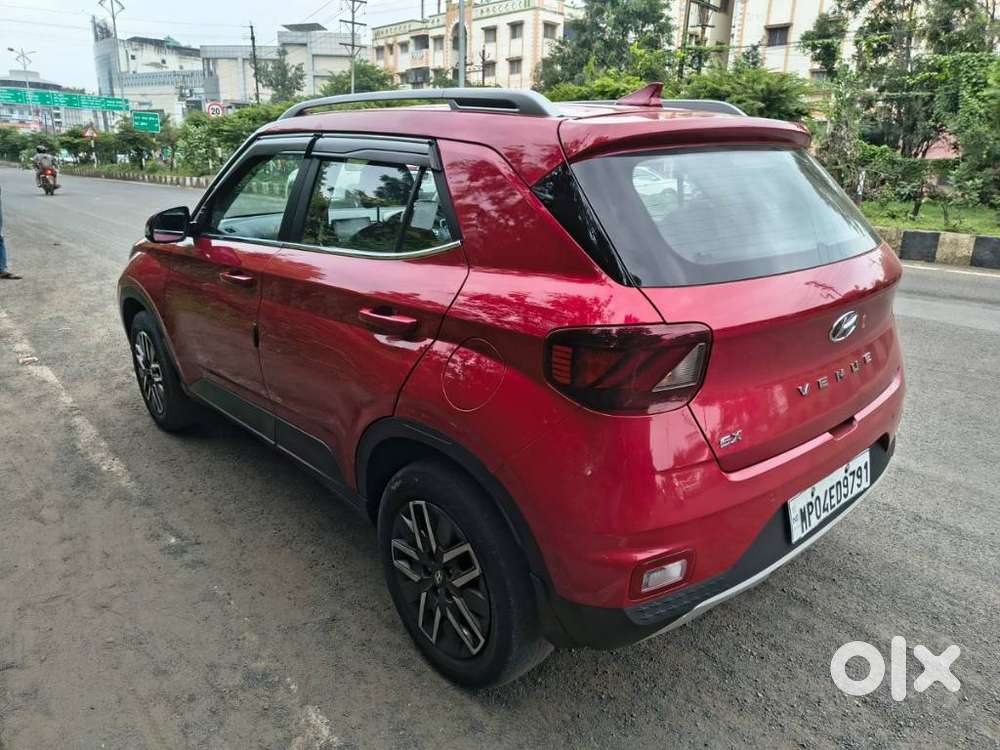 Hyundai Venue Sx Mt, 2022, Diesel