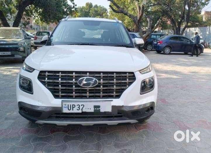 Hyundai Venue S Turbo, 2021, Petrol