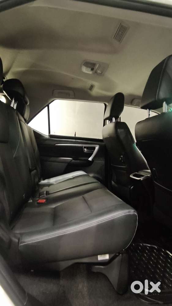 Toyota Fortuner 4x2 At 2.7 Petrol, 2024, Petrol