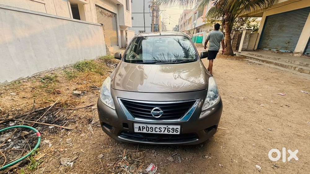 Nissan Diesel Car 2013