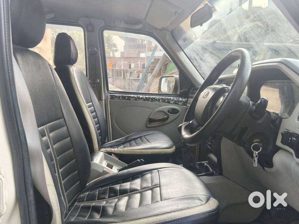 Mahindra Scorpio S4, 2016, Diesel