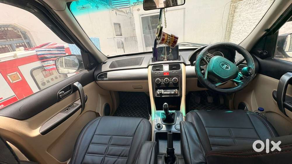 Tata Safari Storme 2015 Diesel Manual Year