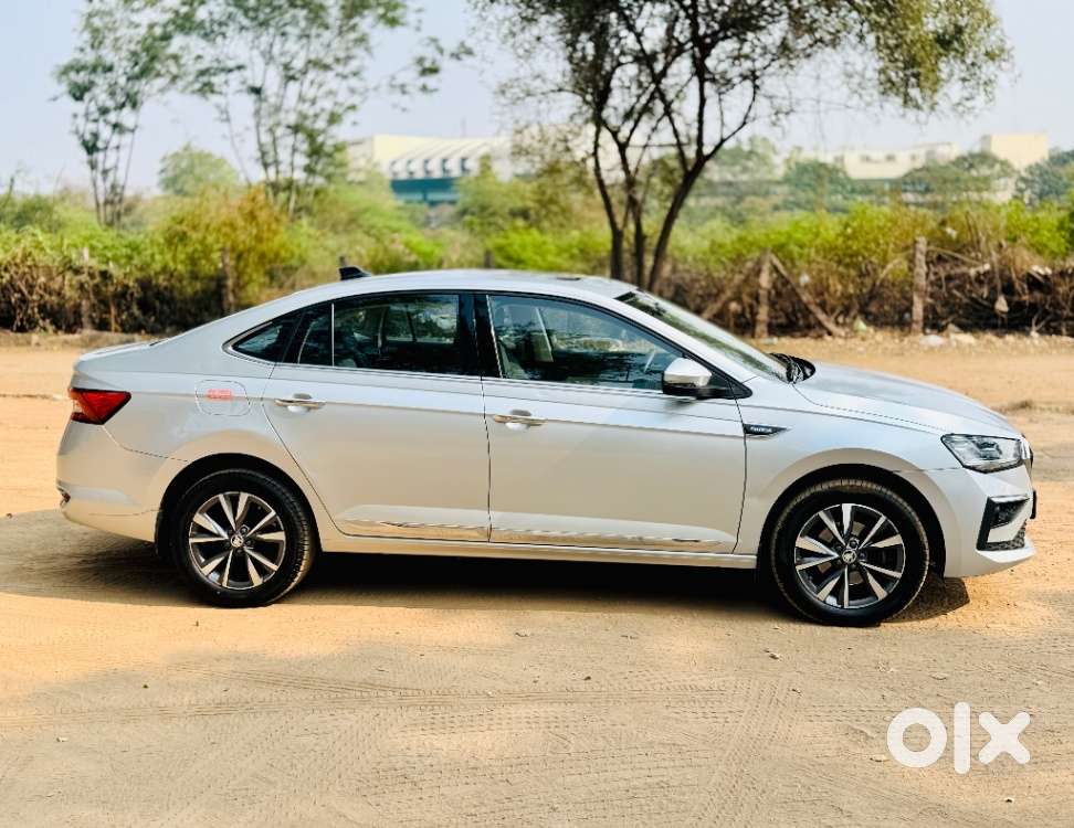 Skoda Slavia 1.0 Tsi Style, 2022, Petrol