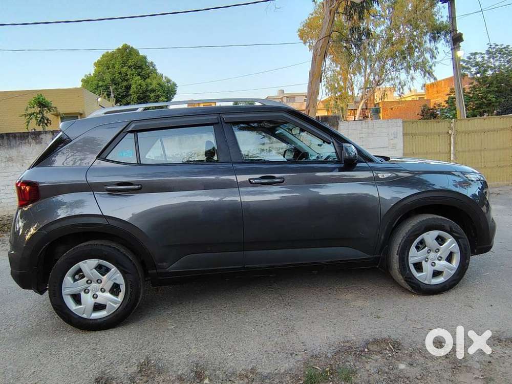 Hyundai Venue S Mt 1.2 Kappa, 2022, Petrol