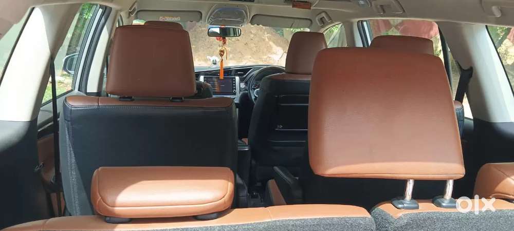 Toyota Innova Crysta [2020-ongoing] 2.4 Zx 7 Str, 2022, Diesel