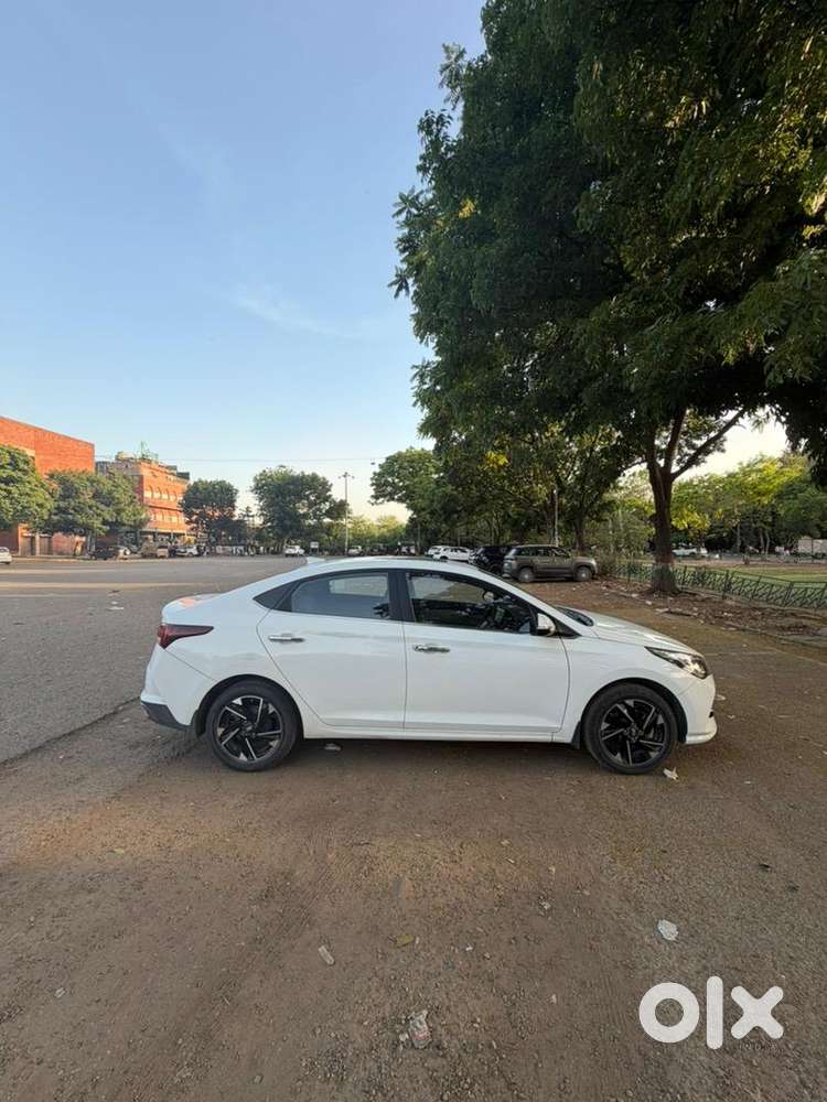 Hyundai Verna - Nov 2021 - Diesel Automatic - Top Model
