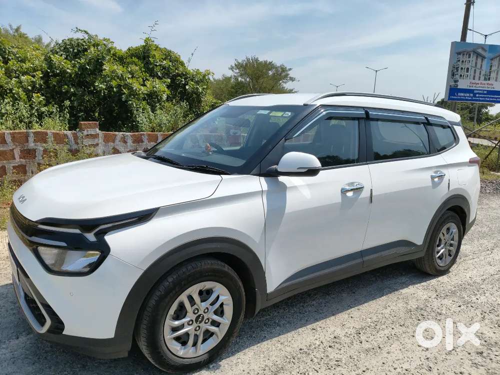 Kia Carens Diesel Manual 1.5 Luxury 2023