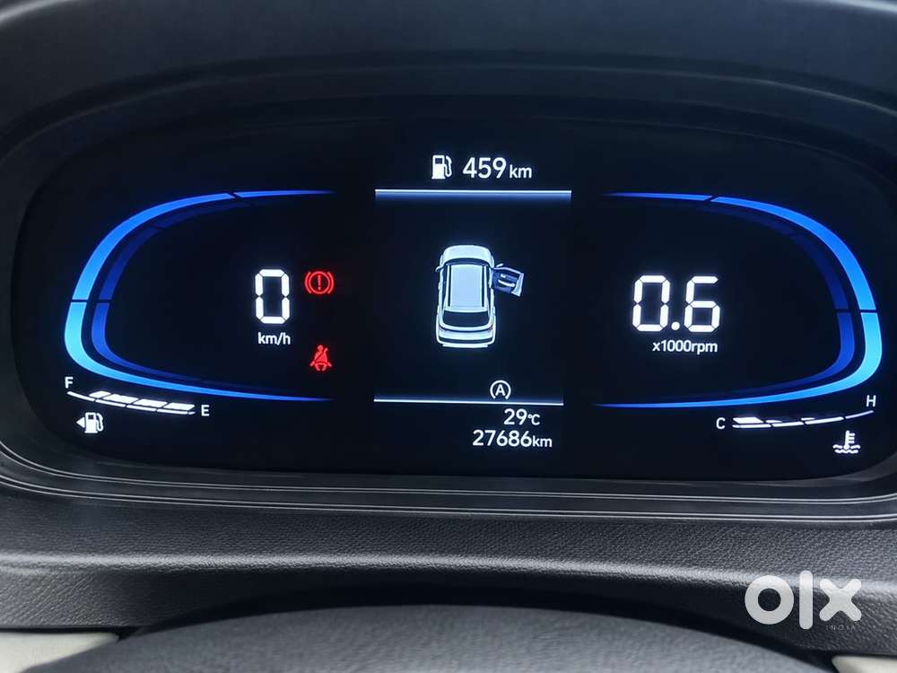 Hyundai Venue Petrol 2024