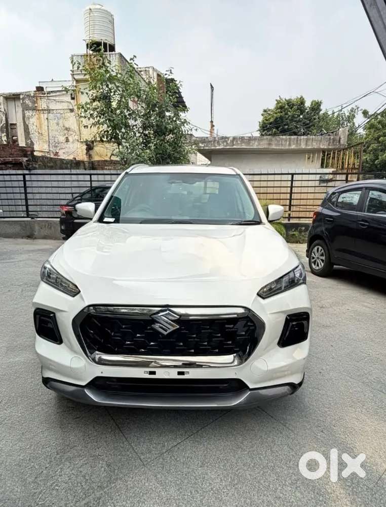 Maruti Suzuki Grand Vitara 2024 Petrol Well Maintained