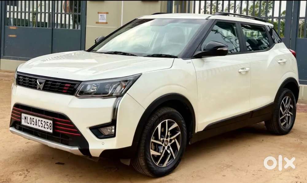 Mahindra Xuv300 2023 Petrol
