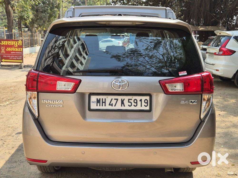 Toyota Innova Crysta 2.4 Vx Mt 8s, 2016, Diesel