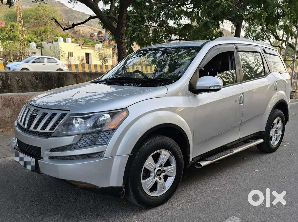 Xuv 500 W8 Top Model