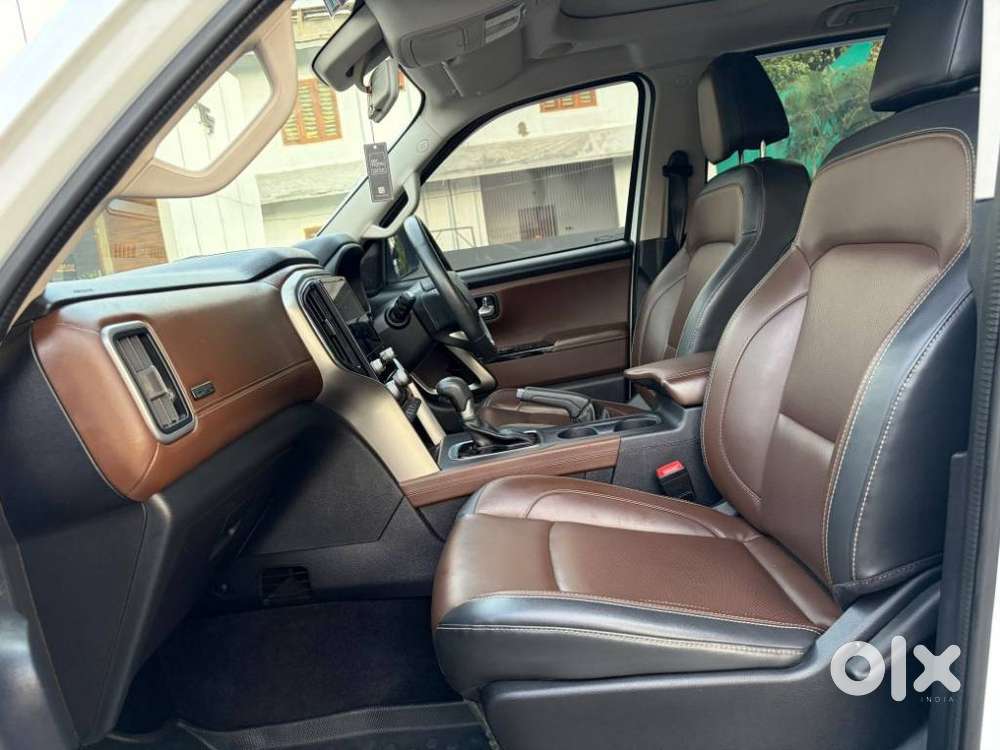 Mahindra Scorpio, 2022, Petrol