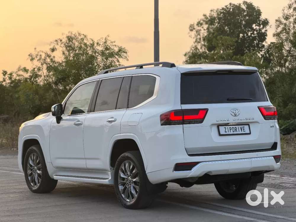 Toyota Land Cruiser 3.3 Zx Diesel, 2023, Diesel