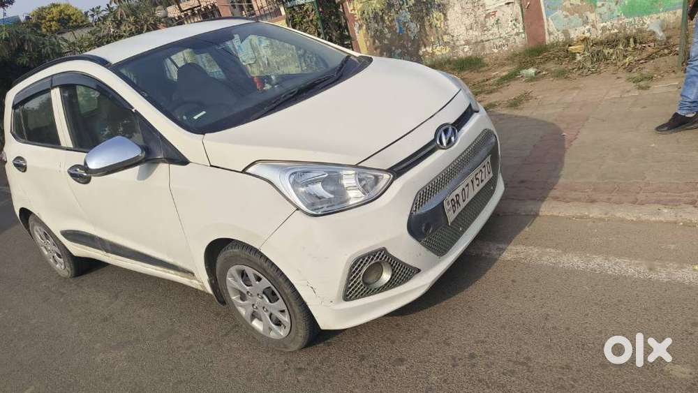 Hyundai Grand I10 1.2 Crdi Sportz Option, 2016, Petrol