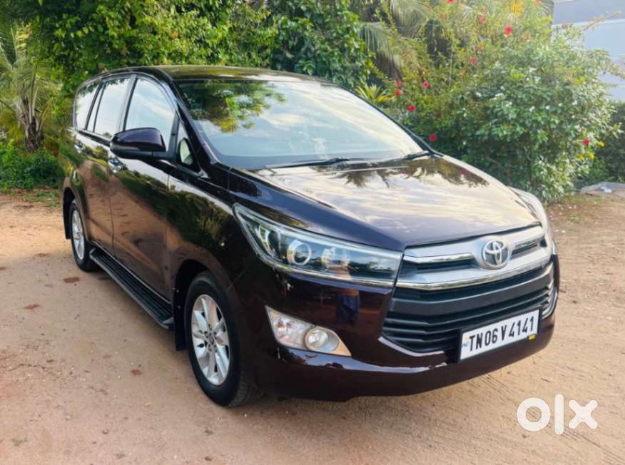 Toyota Innova Crysta 2.7 V, 2017, Diesel