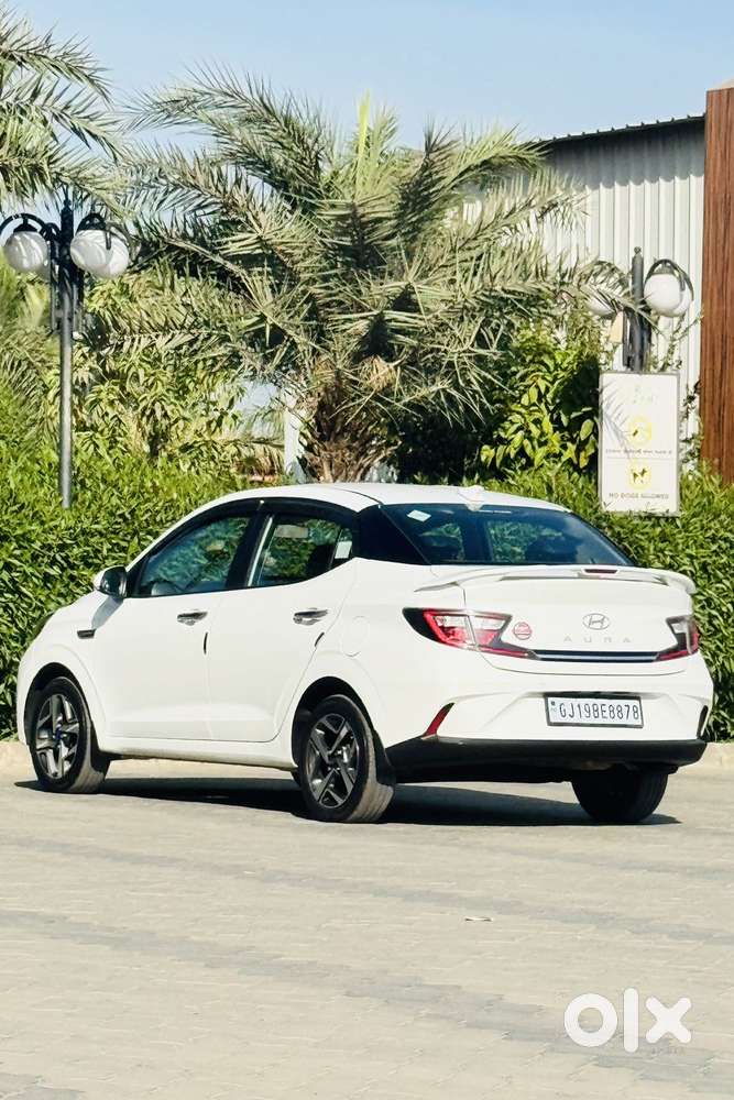Hyundai Aura 1.2 Sx Cng, 2023, Cng & Hybrids