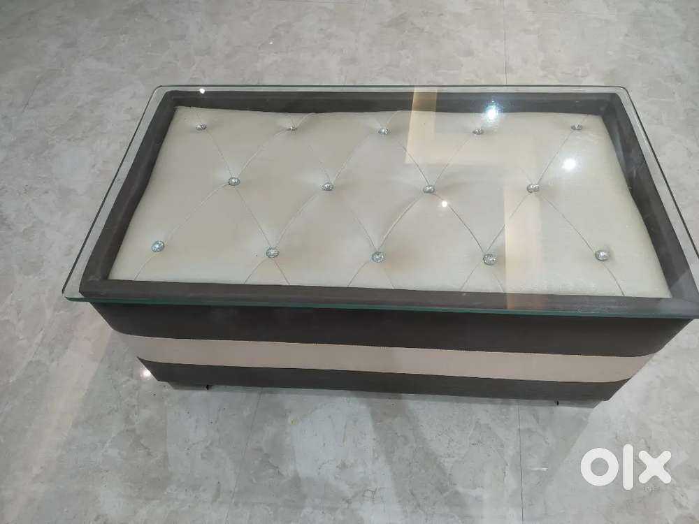 Central table