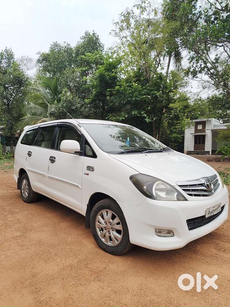 Toyota Innova 2008 Diesel Well Maintained