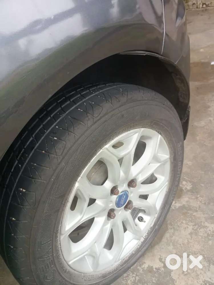 All Tyre New New Bettery Service With Motul Engine And Gear Oil.