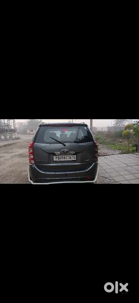 Xuv 500 W8
