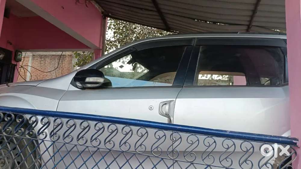 Mahindra Xuv500 2012 Diesel 145000 Km Driven